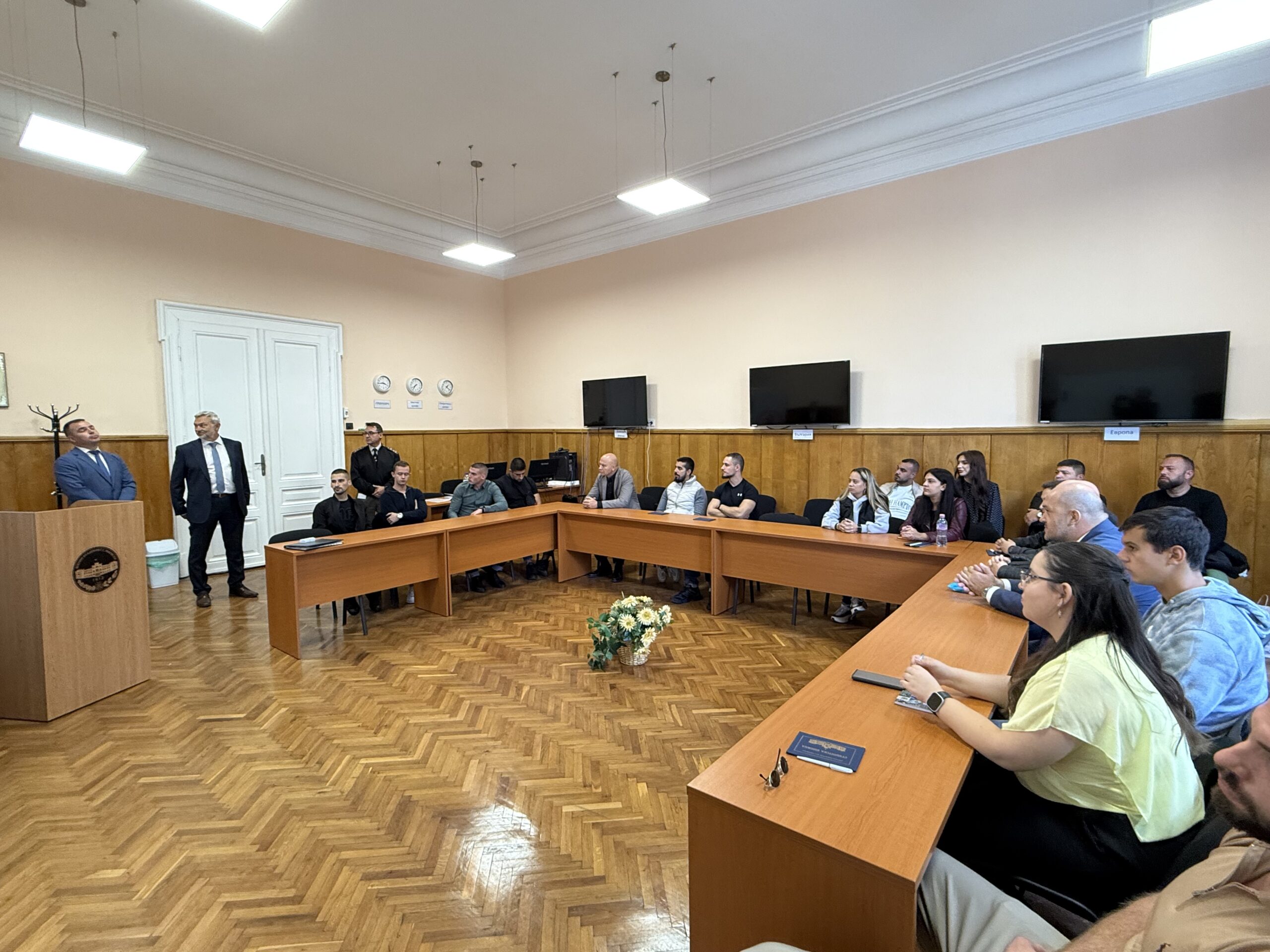 Нова учебна година, нови студенти – традициите продължават!!